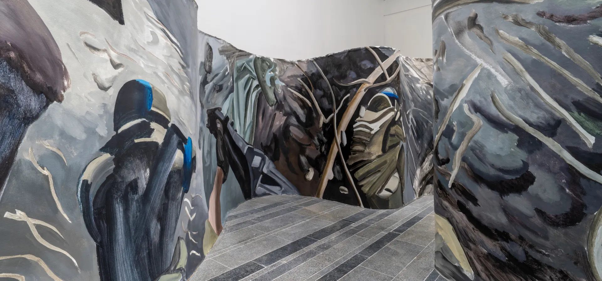 Lesia Khomenko, Battle in the Trench